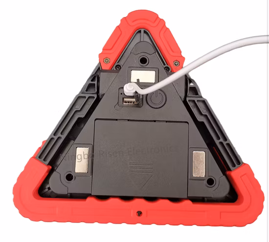 Triangle d'urgence de sécurité réfléchissant Triangle d'avertissement routier pliable Panneaux d'alerte de danger routier de l'UE avec boîte de rangement pour accessoires d'urgence en voiture